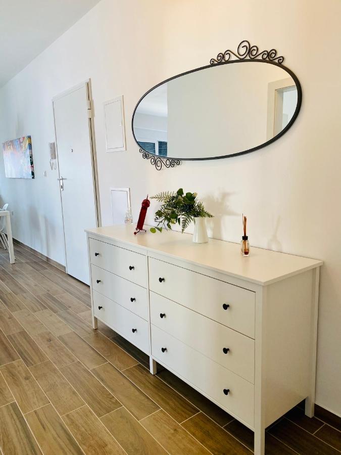 Apartment Tilda Трогир Екстериор снимка