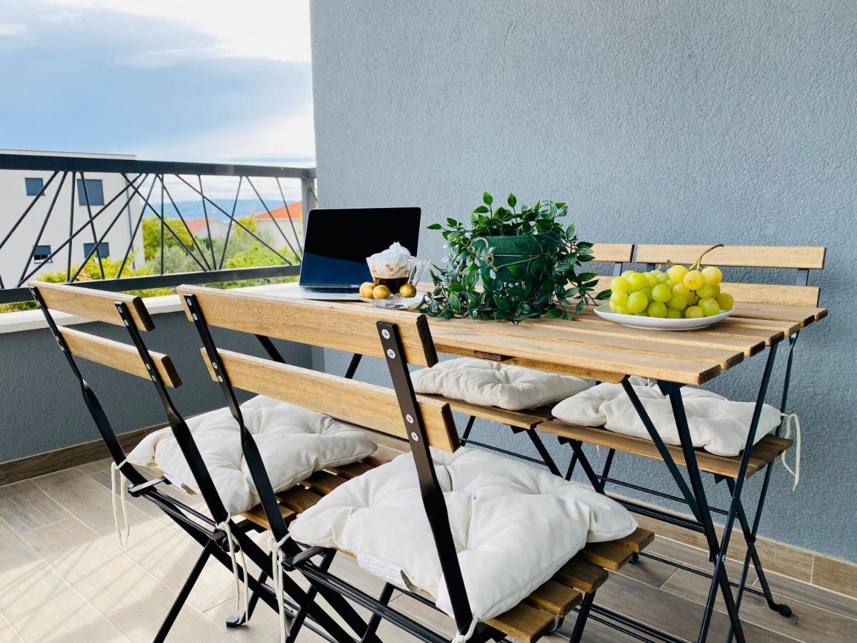 Apartment Tilda Трогир Екстериор снимка