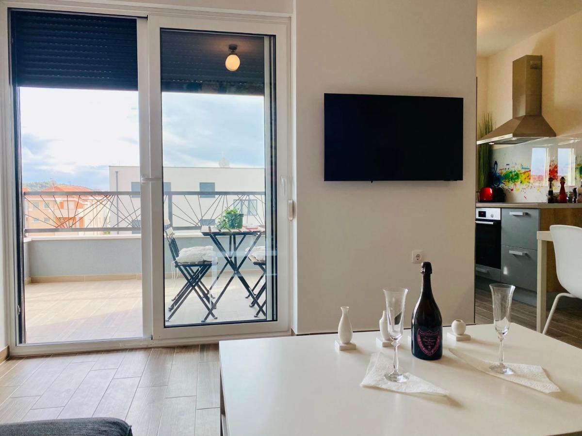 Apartment Tilda Трогир Екстериор снимка